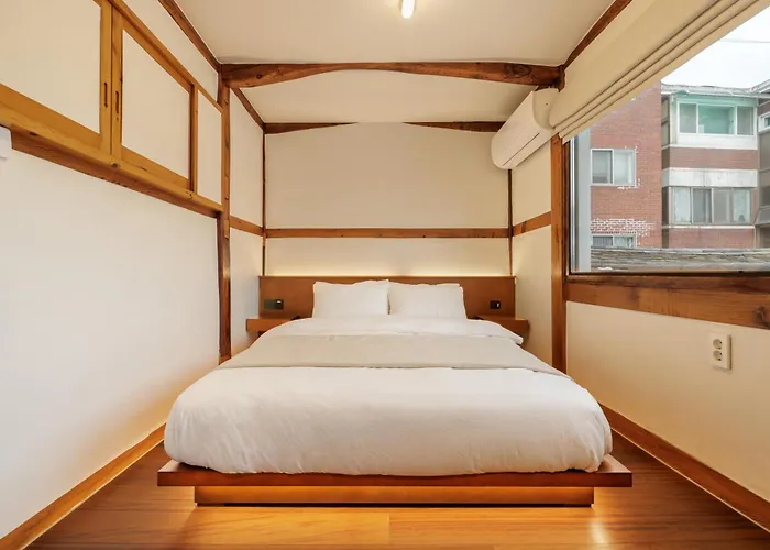 Full Moon Hanok - Premium , Open Sale 別墅 *