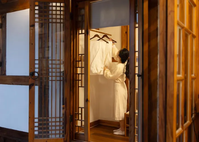 Full Moon Hanok - Premium , Open Sale 首爾